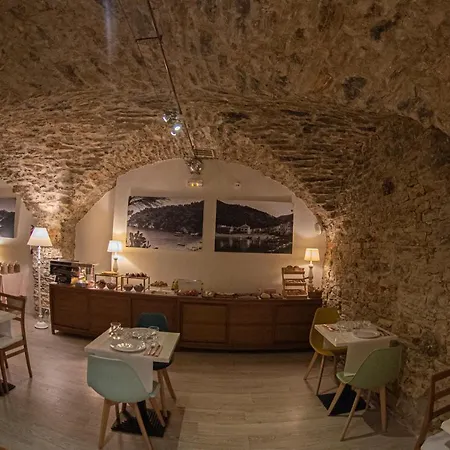 El Petit Convent 베구르