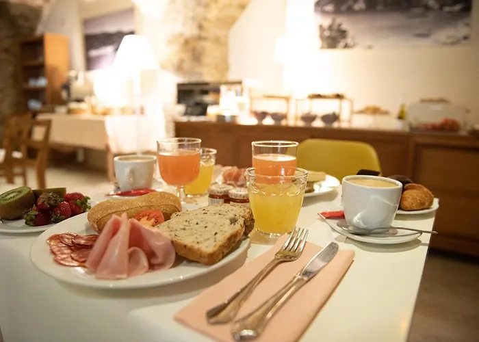 Otel El Petit Convent 3*