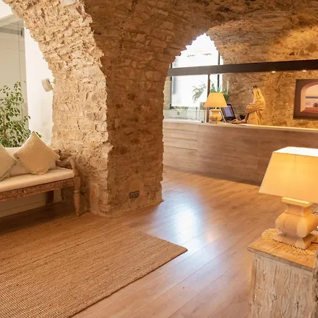 El Petit Convent 3*