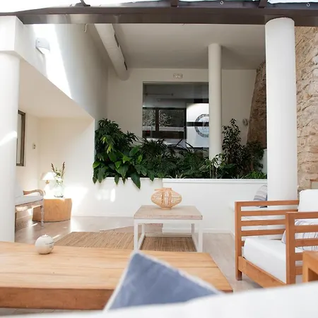 Hotel El Petit Convent 3*