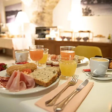 Hotel El Petit Convent 3*