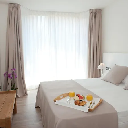 Hotel El Petit Convent 3*