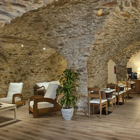 El Petit Convent Hotel