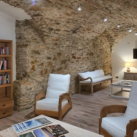 El Petit Convent 3*