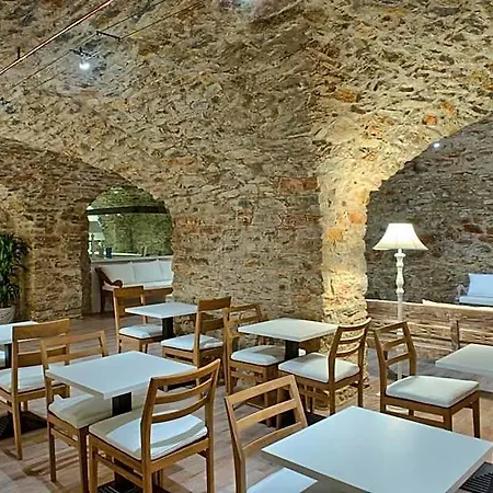 El Petit Convent Hotel