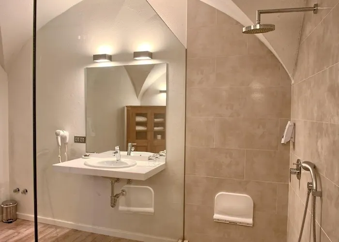 Ξενοδοχείο El Petit Convent 3*